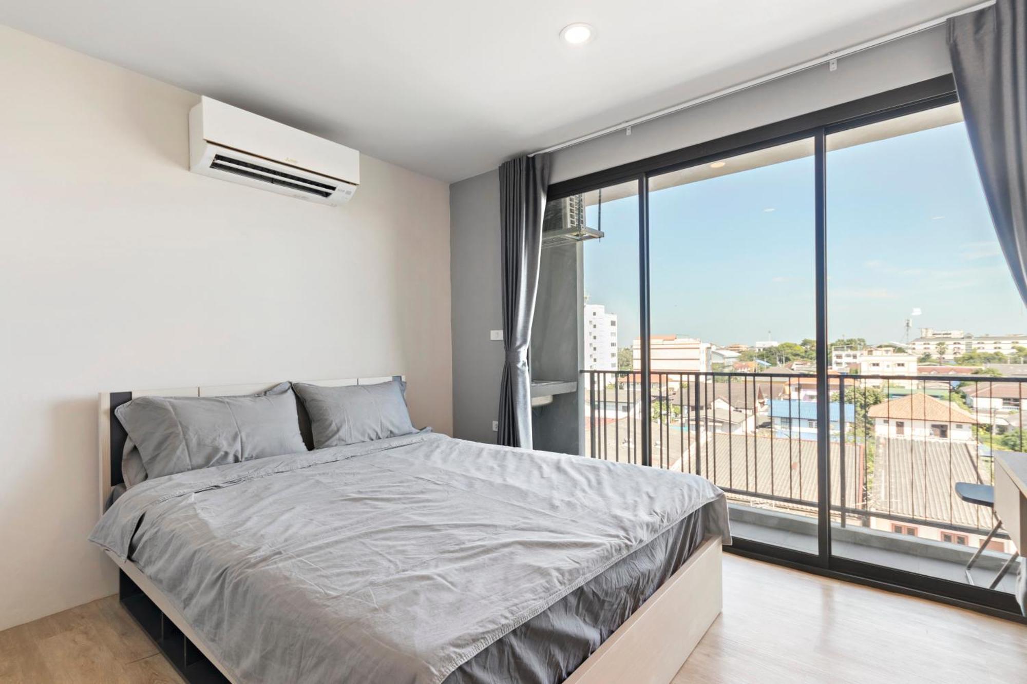 Ferienwohnung Nidhra นิทรา Ban Lat Krachaeng Exterior foto