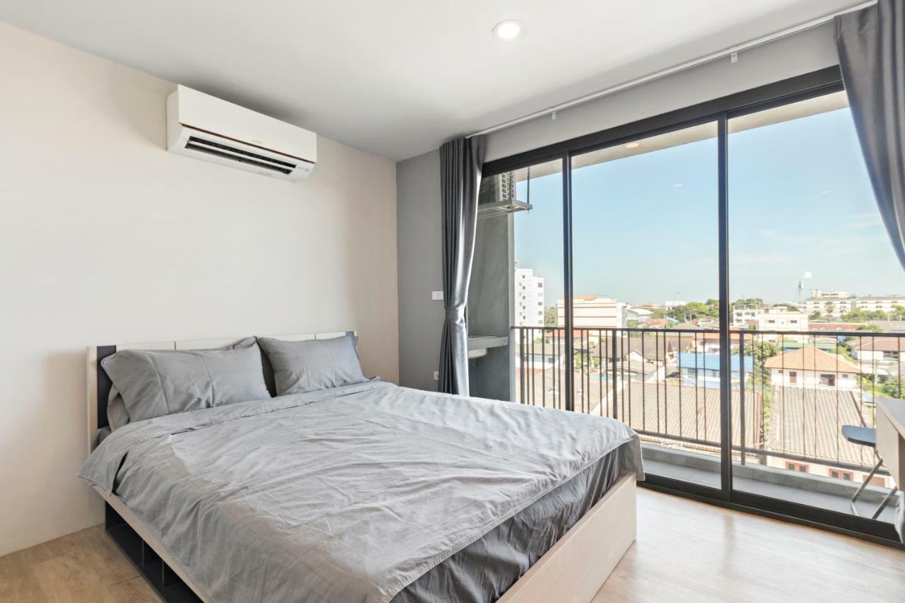 Ferienwohnung Nidhra นิทรา Ban Lat Krachaeng Exterior foto